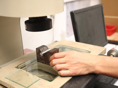 恒源翔-二次元投影儀